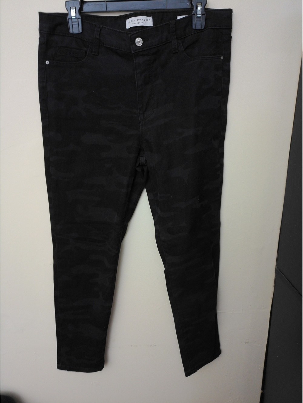Social Standard Sanctuary Womens Ankle Skinny Jeans Size 12 Black Tonal Camo